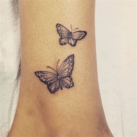 tatouage papillon homme|Tatouages de papillons pour hommes: symboles de。